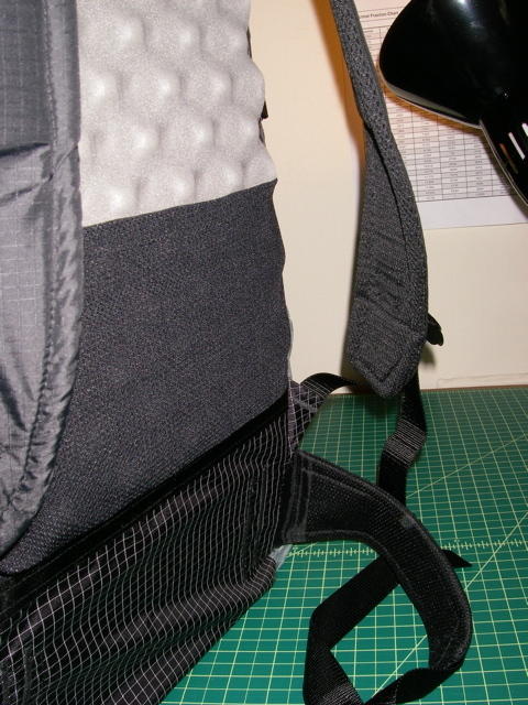 Shoulder straps and wast belt, 3-D mesh