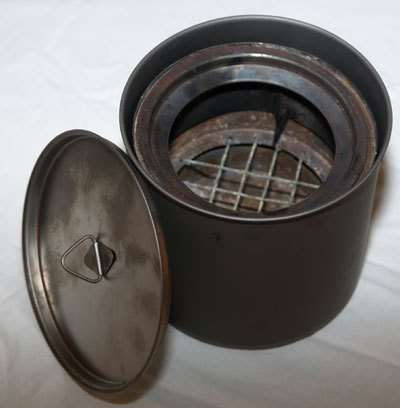 Bushbuddy Ultra Wood Stove Nesting into a FireLite 1100 Titanium Pot