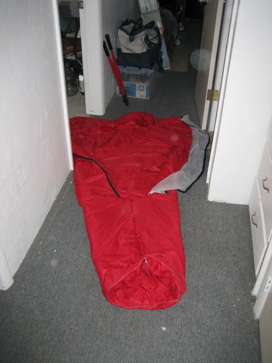 A view with the quilt opened and the footbox drawcord loosened
