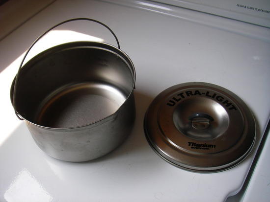 Evernew 0.9 L pot with bail 2