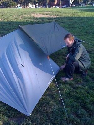 Fiddling with tarp