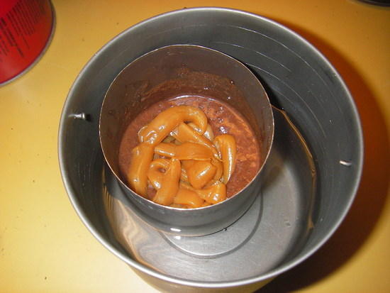 Bettey Crocker floating cup
