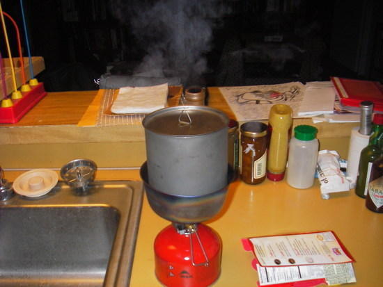 Betty Crocker boiling pot