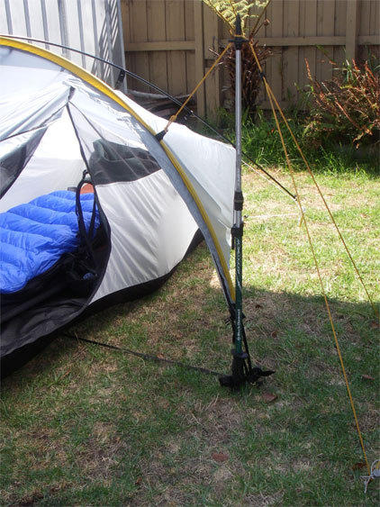 Scarp pole support