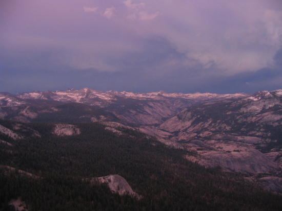 from Cloud's Rest (Yosemite):  6-15-04   19:36