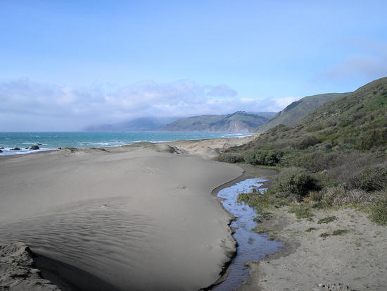 090