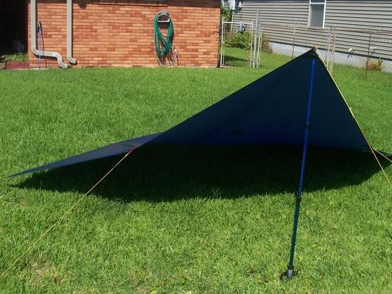 Polymax 42 Flat Spinnaker Tarp pitched in a flying diamond