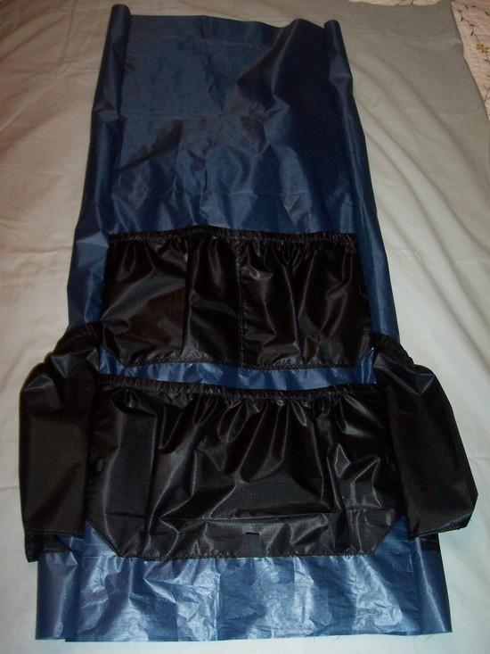 Back panel pocket drainage detail