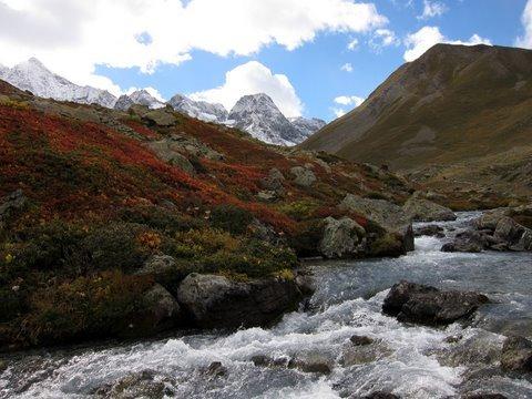 Approach to Col d Arsine 1