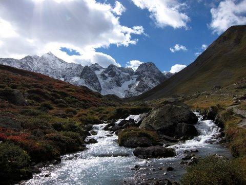 Approach to Col d Arsine 2