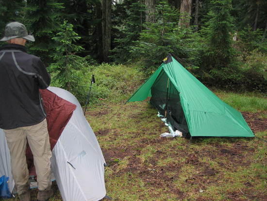 Camp 1 above Alaska Lake (couldn't find any good spots)