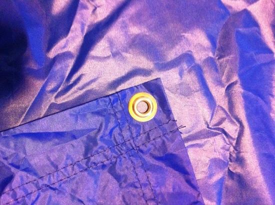 Material & Grommet