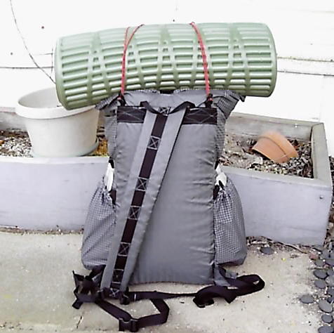 sling pack with ridge rest pad