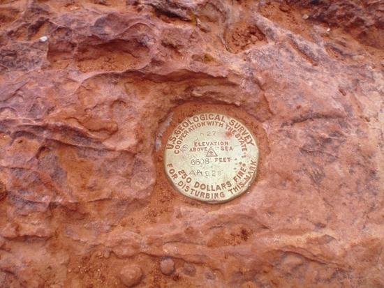 USG Survey Marker