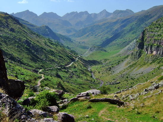 Looking down to valle de Echo
