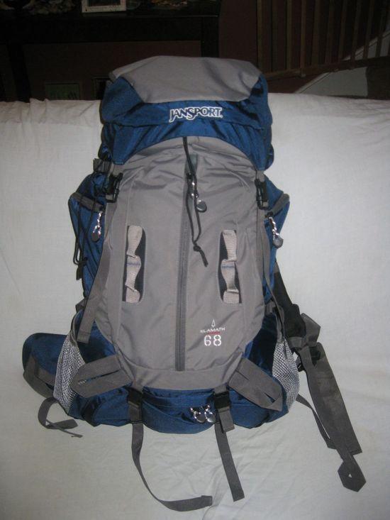 cleaning a jansport backpack