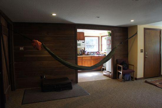 Indoor hang