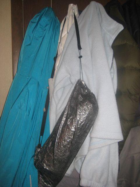 Cuben bota bag