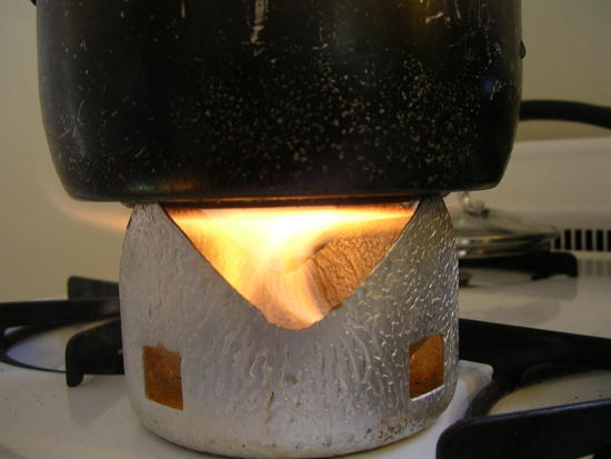 Esbit Tablet boiled 16 ounces of water at 8 minutes, flame out at 13 minutes