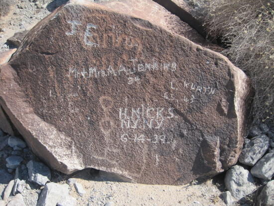 16 Vandalism