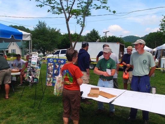 Bob Peoples recruiting hikers for his "Kincora Hard Core" trail crew