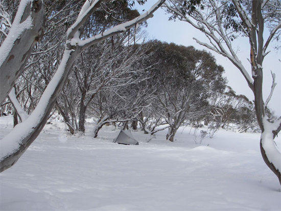 Notch on snow