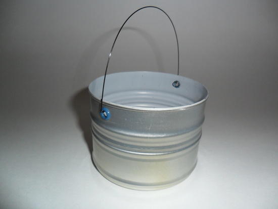 1 cup cook pot with eyelets and bail