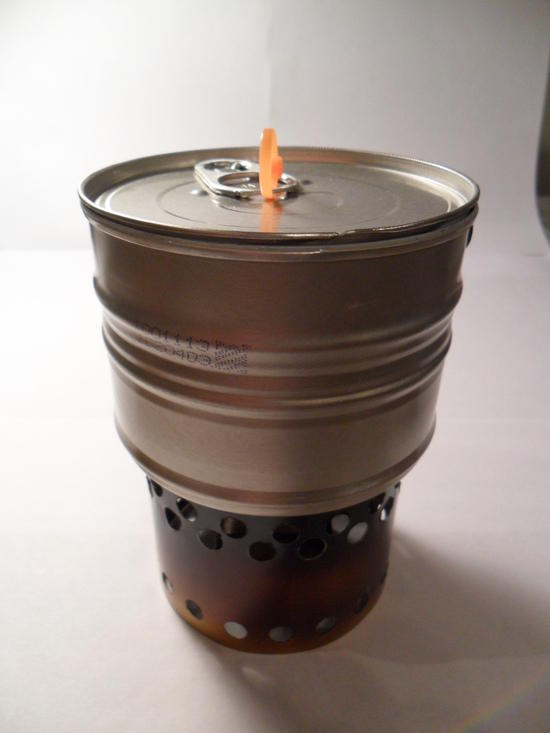Zelph's generic 1 cup on top of combo pot stand / windscreen