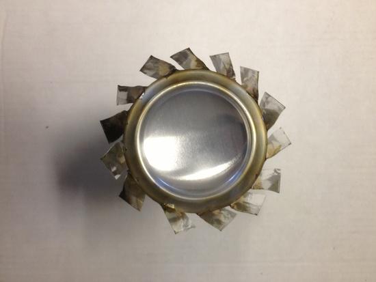 bottom view can with fins