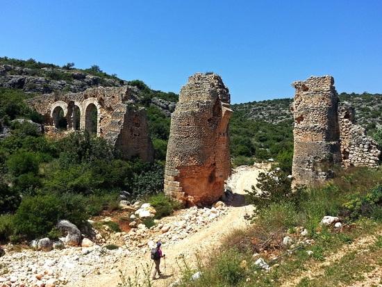 Ayas aqueduct