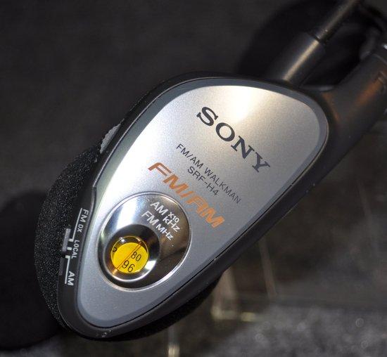 Sony SRF-H4 headset radio