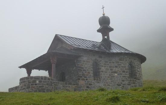 Church on Klausenpass