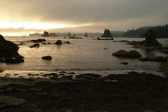 Sunset at Toleak Point