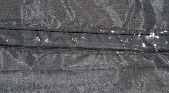 Silnet seam using a brush