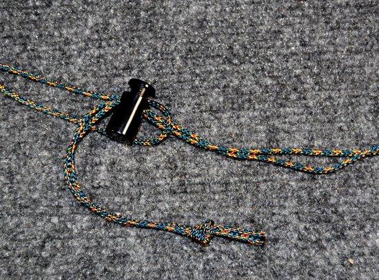 Monk's belt for a poncho