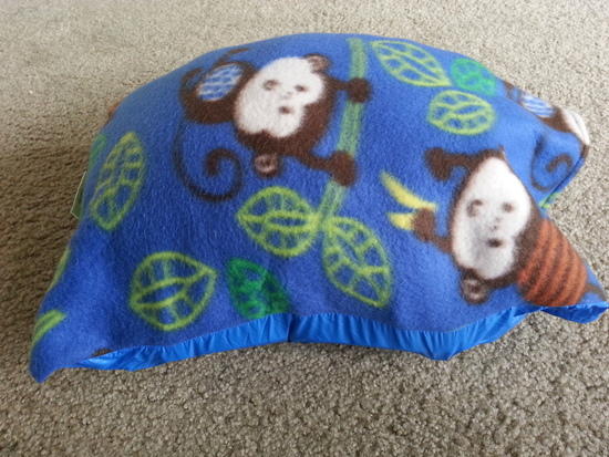 Monkey pillow case small 02