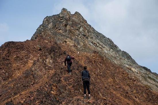 Tutshi Ridge Bend