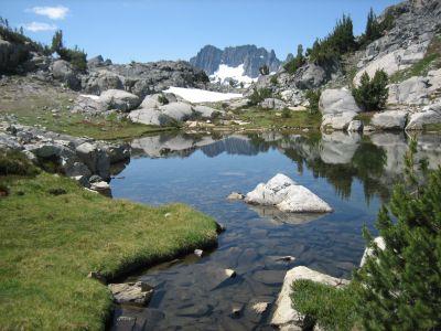 Tarn-Minarets from Garnet Ridge
